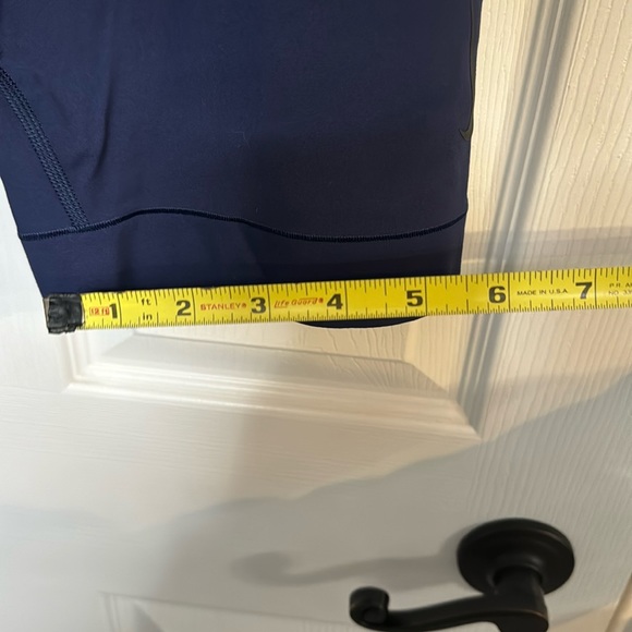 Nike Infinalon yoga compression M-XL navy blue, excellent condition 10” inseam - Picture 8 of 9